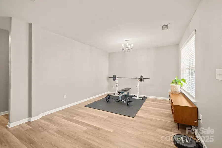 9404 Quilting Bee Lane, Charlotte, NC 28216 - Image #3