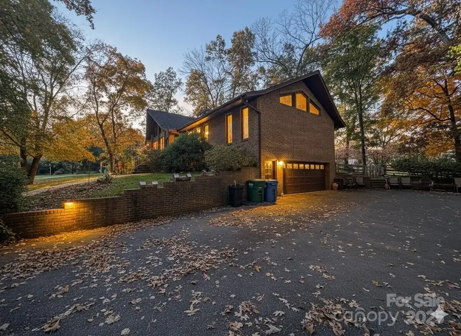 5900 Foxcrest Drive, Mint Hill, NC 28227 - Image #2