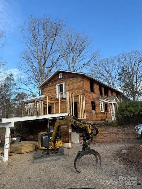 9 Westchester Drive, Asheville, NC 28803