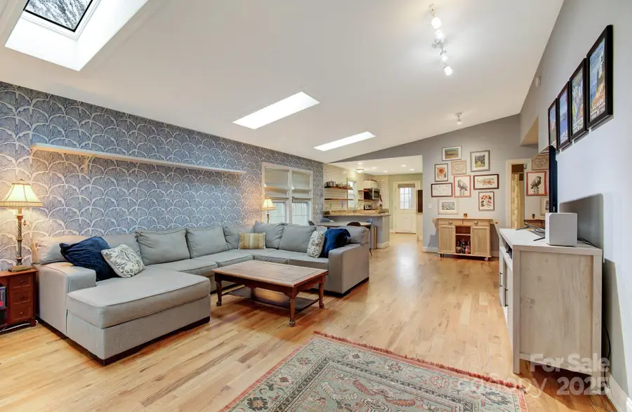 113 Pin Cherry Lane, Candler, NC 28715 - Image #2