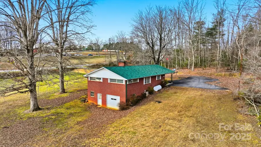 2290 Nc 181 Highway, Morganton, NC 28655 - Image #2