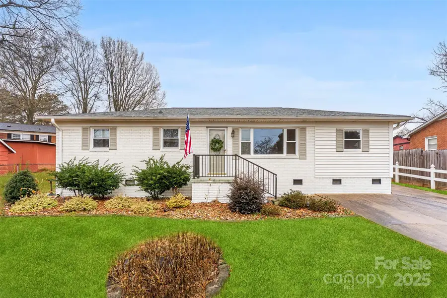 2615 Sherry Lane, Gastonia, NC 28054 - Image #2