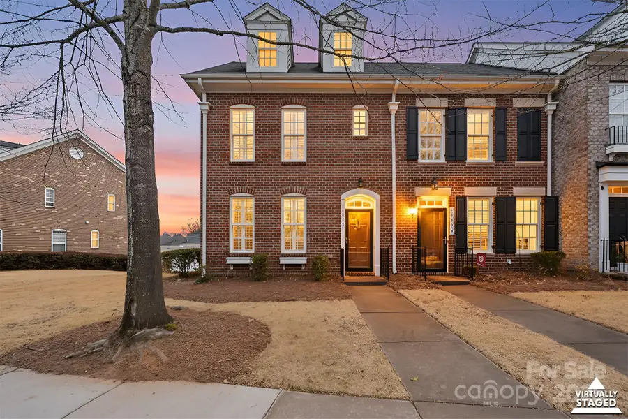 16918 Summers Walk Boulevard, Davidson, NC 28036 - Image #3