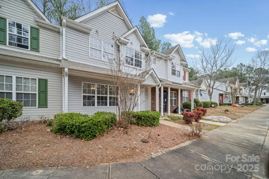 6766 Cypress Tree Lane, Charlotte, NC 28215 - Image #2