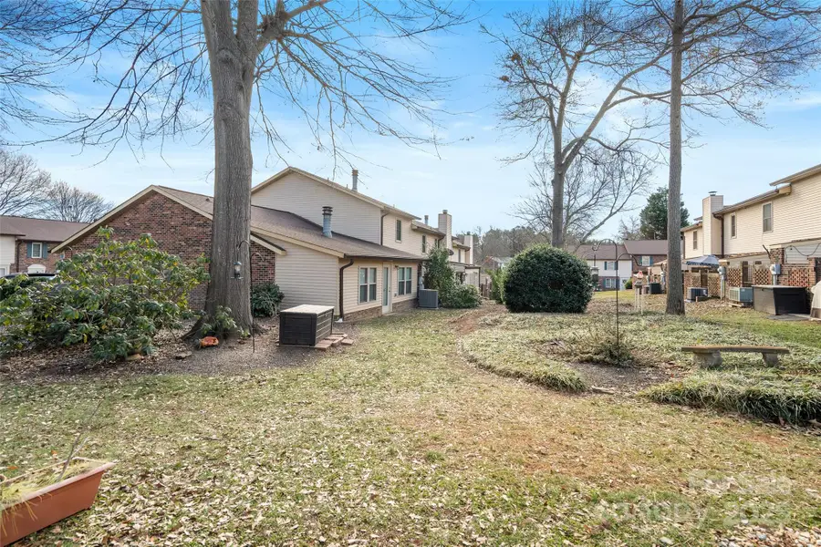 1330 5th Street Ne #24, Hickory, NC 28601 - Image #3