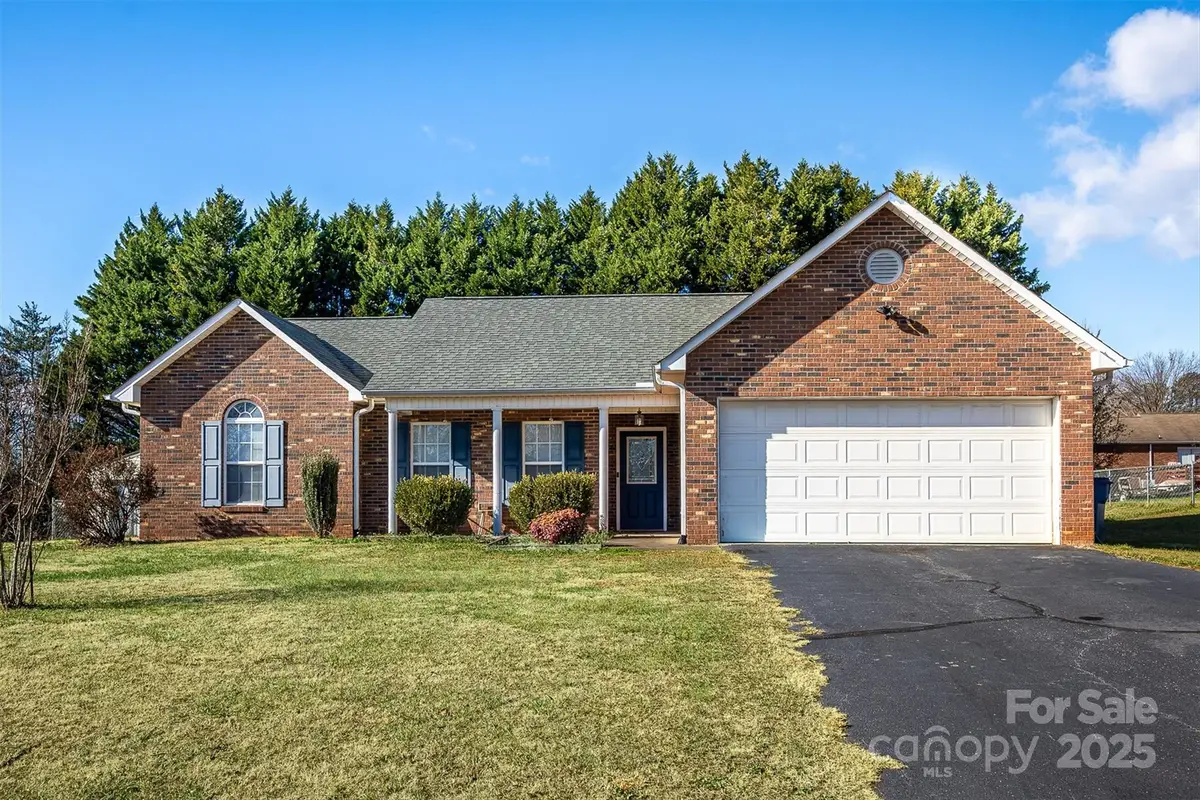 5045 Stetson Lane, Claremont, NC 28610 - Image #1