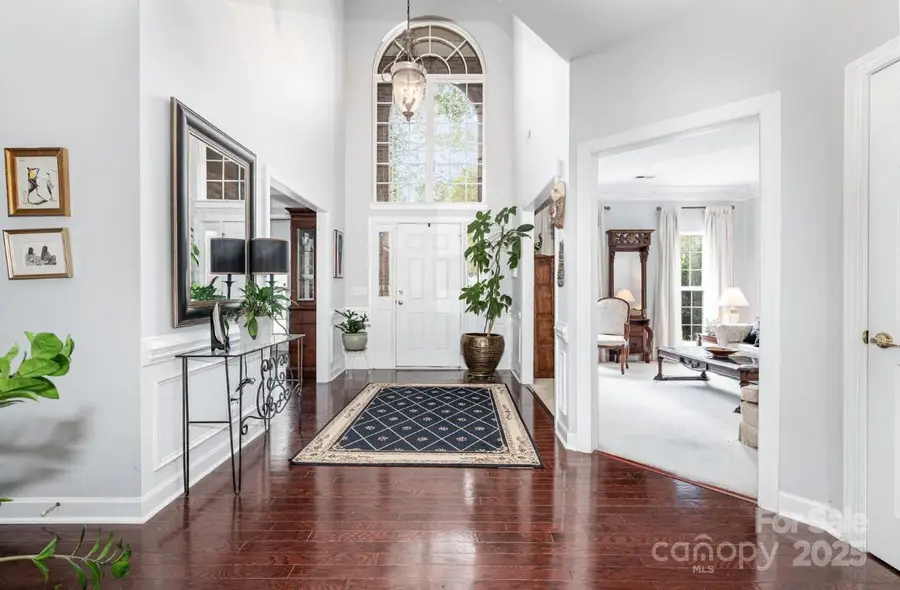 6930 Reedy Creek Road, Charlotte, NC 28215 - Image #2