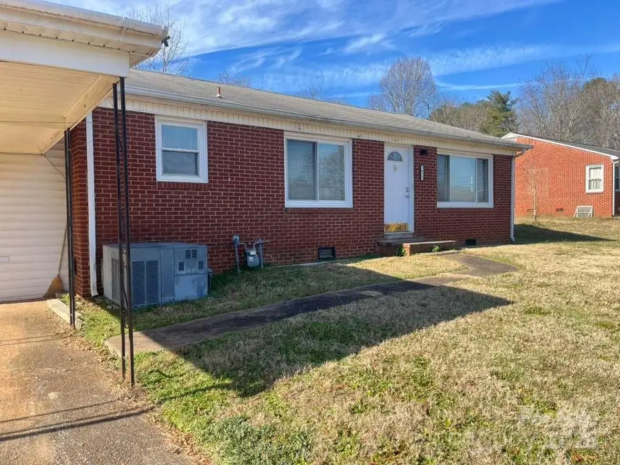 1073 Springdale Drive, Maiden, NC 28650 - #2