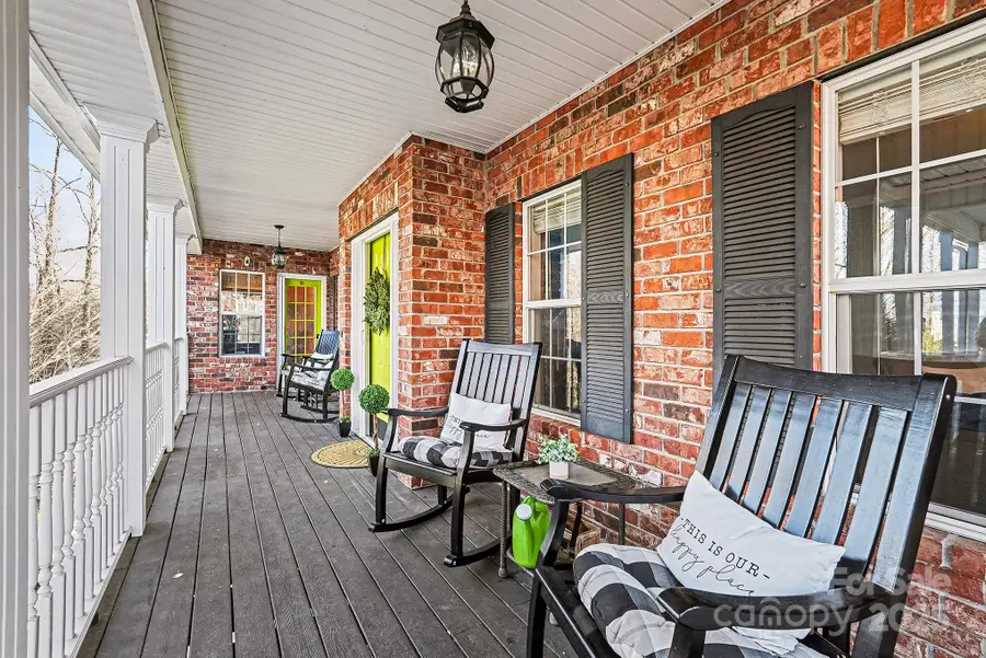 646 High Quarry Road, Hendersonville, NC 28791 - Image #3