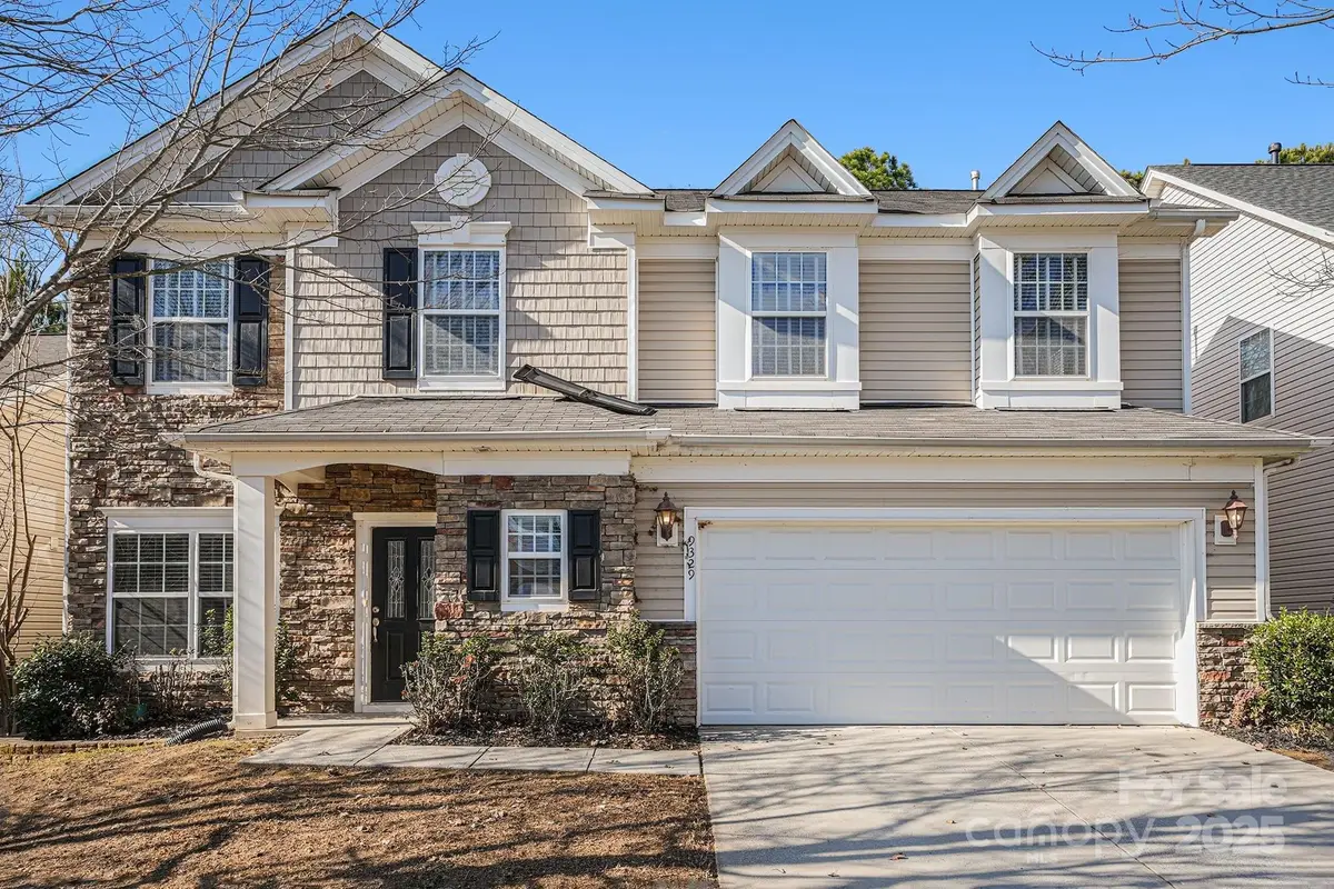 9329 Seamill Road, Charlotte, NC 28278 - Image #1