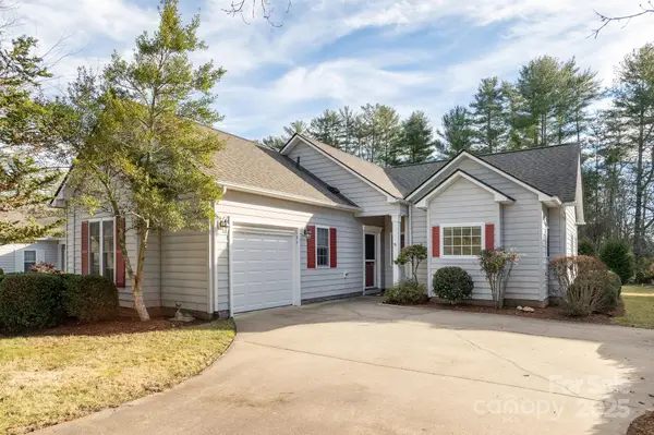 135 Cambridge Drive, Brevard, NC 28712