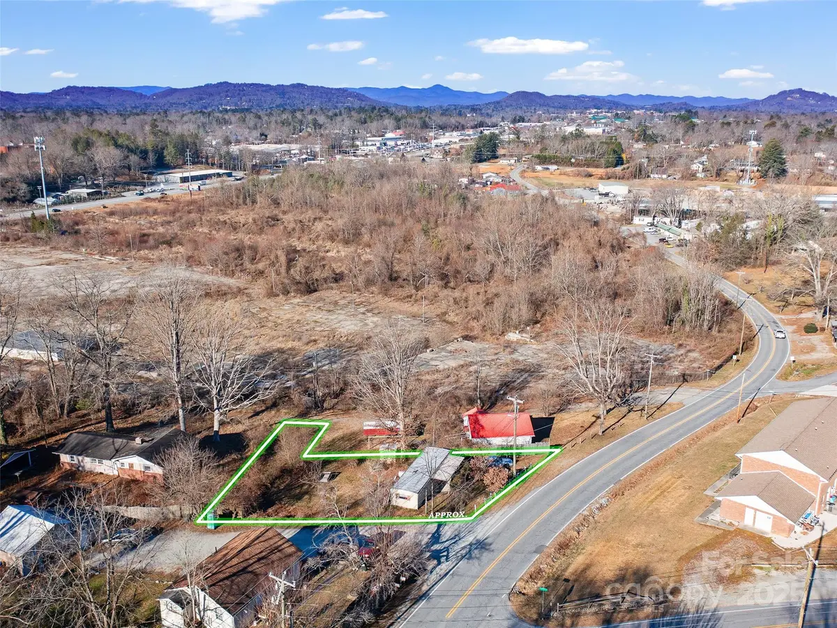 1905 Old Spartanburg Road, Hendersonville, NC 28792 - Image #1