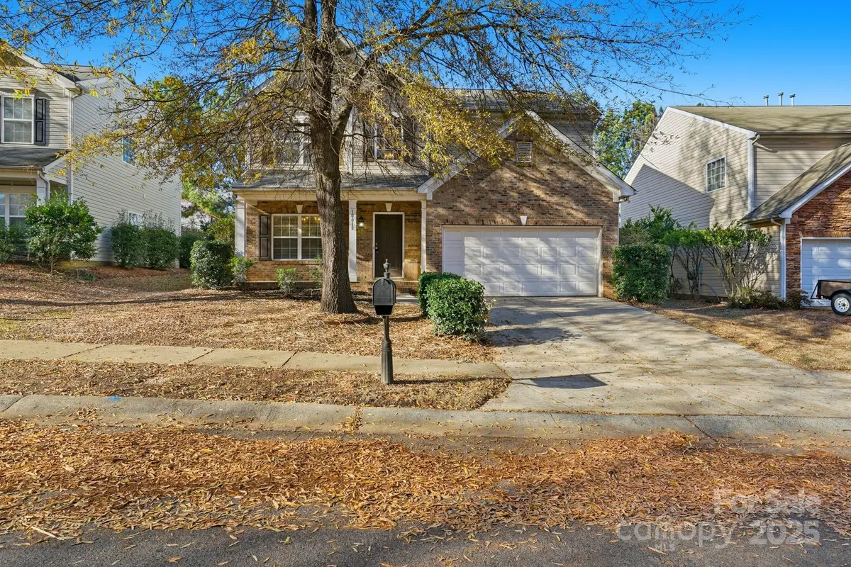 10012 Barrands Lane, Charlotte, NC 28278 - Image #1