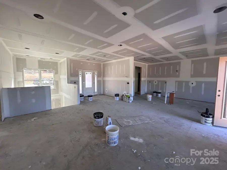 426 Huntington Woods Street Se, Lenoir, NC 28645 - Image #2