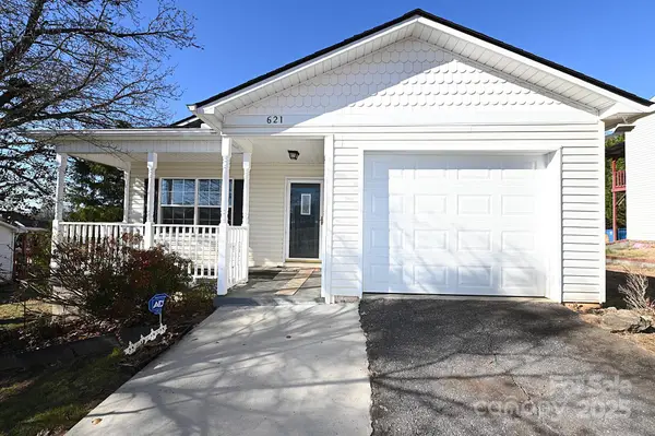 621 23rd Street Nw, Hickory, NC 28601