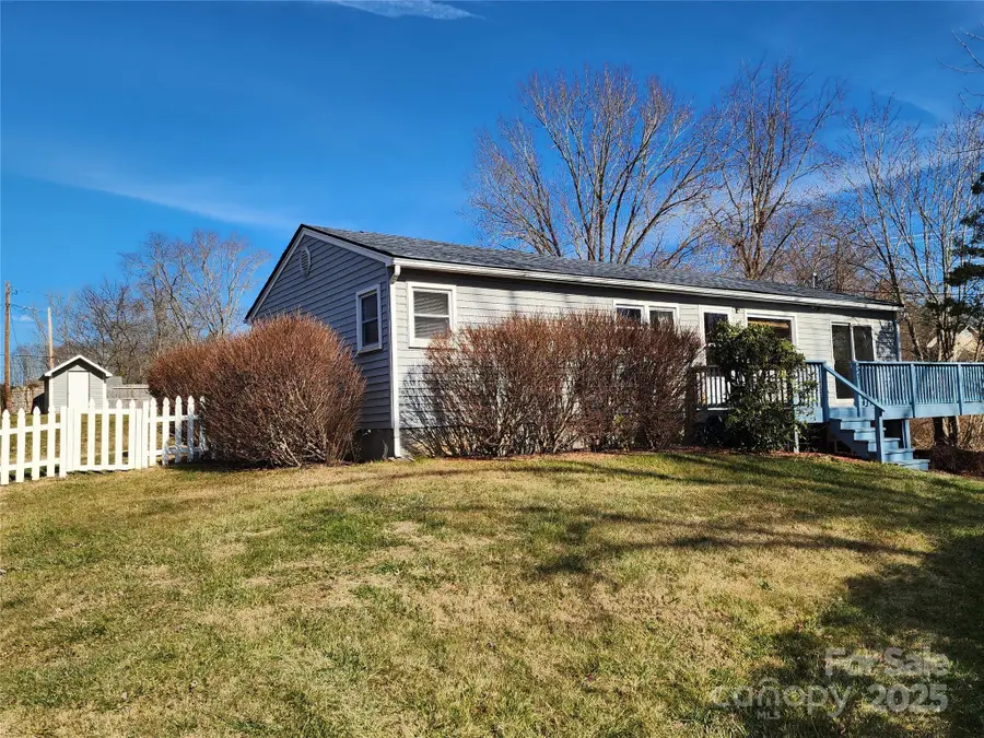 31 Stanley Street, Candler, NC 28715 - Image #3