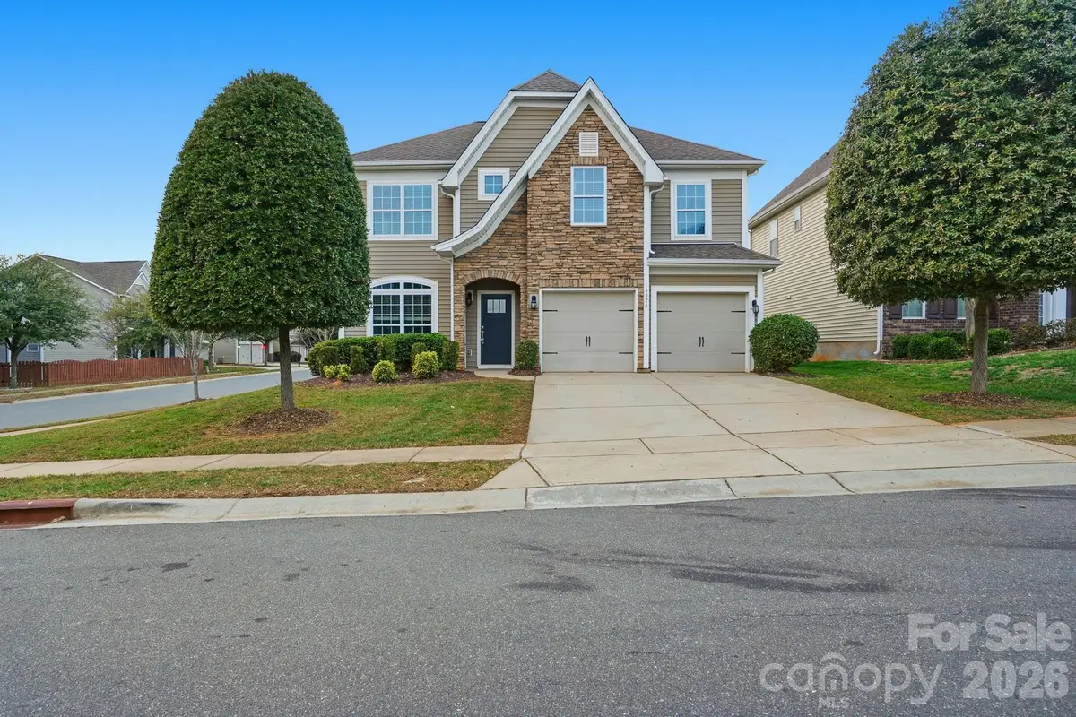 8924 Inverness Bay Road, Charlotte, NC 28278 - Image #1