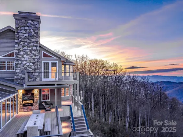 35 Peach Knob Drive, Asheville, NC 28804