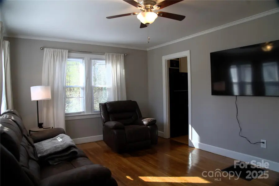 748 W 2nd Street, Lincolnton, NC 28092 - Image #3