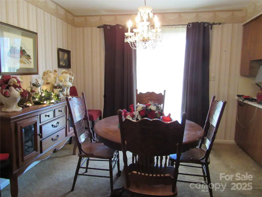 1009 Springs Road, Lincolnton, NC 28092 - Image #2