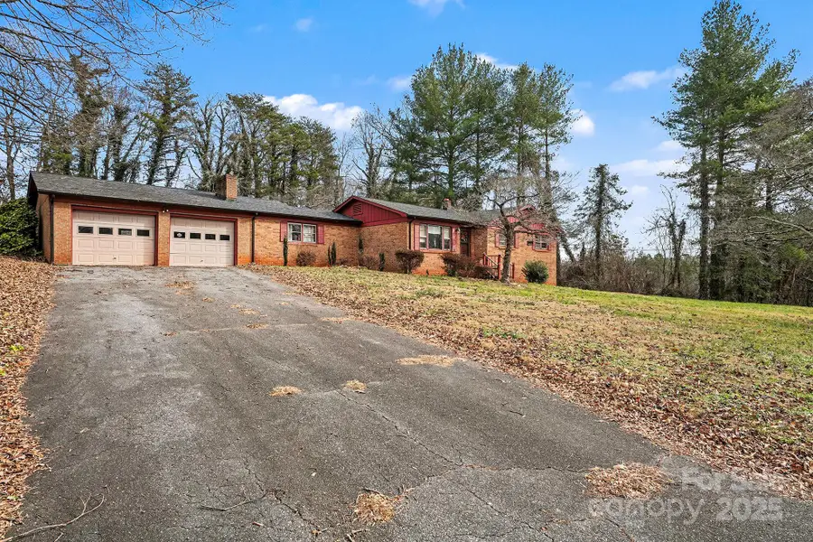 3442 Lester Street, Conover, NC 28613 - Image #2