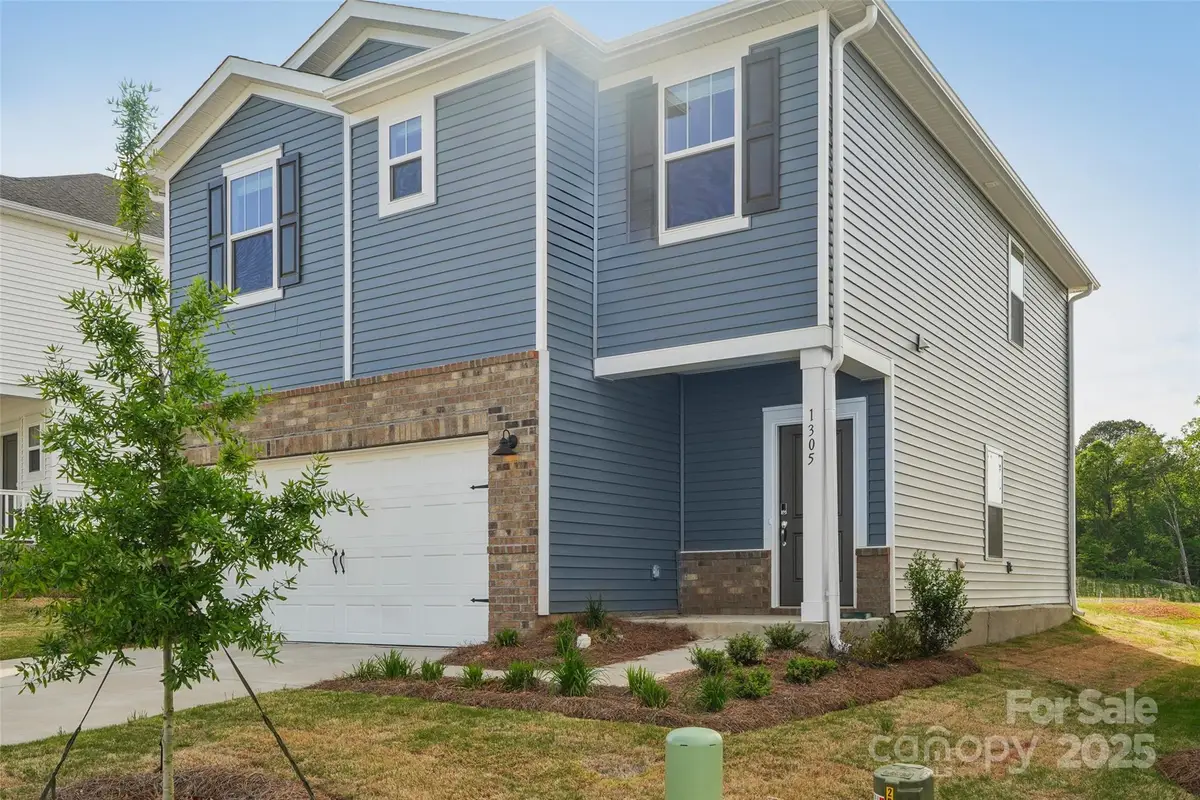 1437 Wildflower Street, Newton, NC 28658 - Image #1