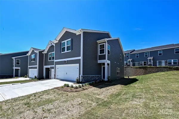 8113 Hidden Springs Trail, Charlotte, NC 28216