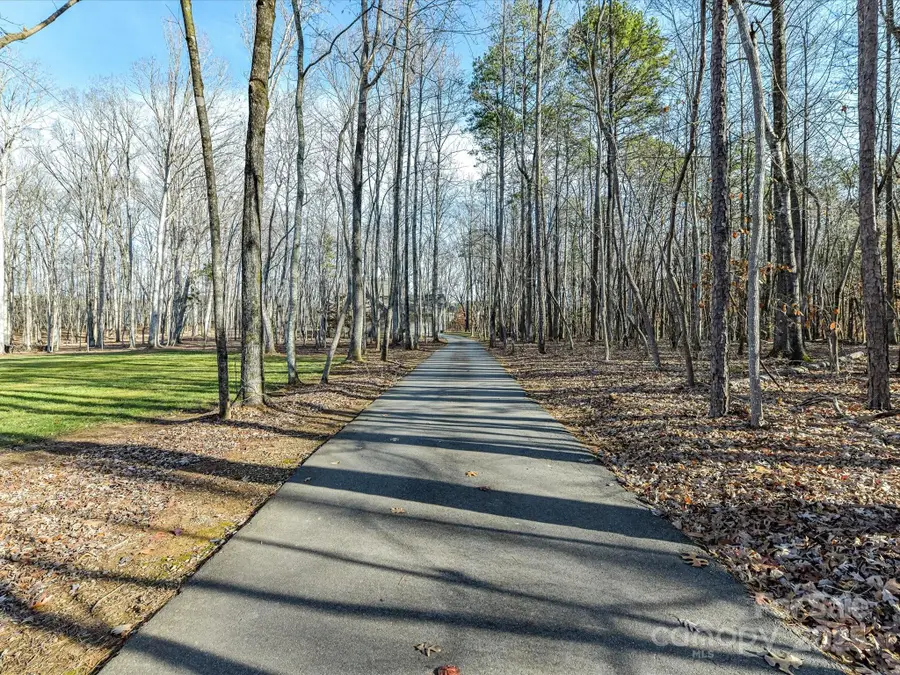 1409 Bloomsberry Lane, Waxhaw, NC 28173 - Image #2