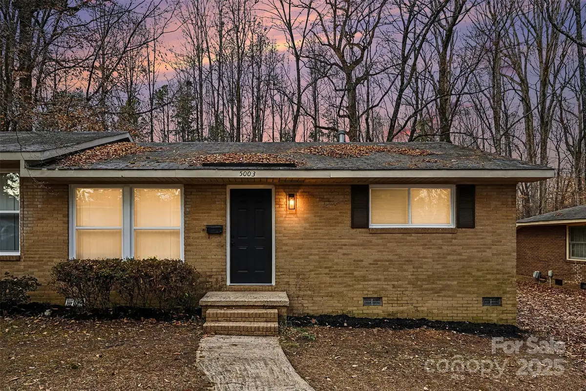 5003 Lakecrest Drive, Charlotte, NC 28215 - Image #1