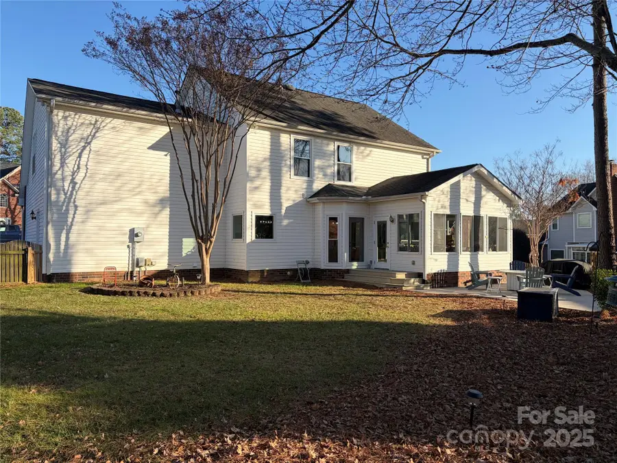 586 Gatsby Place Nw, Concord, NC 28027 - Image #3