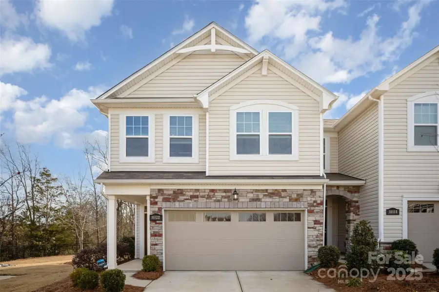 11122 Chalkbark Lane, Charlotte, NC 28262 - Image #2