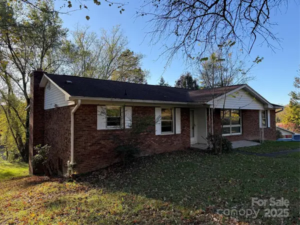 68 Sun Valley Drive, Alexander, NC 28701