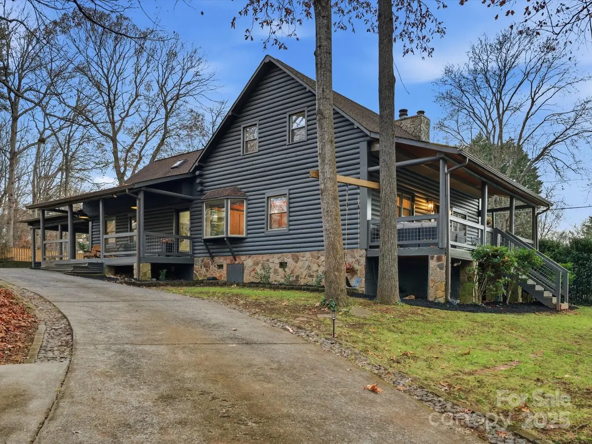 19810 Schooner Drive, Cornelius, NC 28031 - Image #1