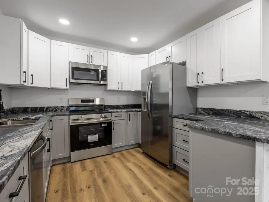 815 Peniel Road, Columbus, NC 28722 - Image #3