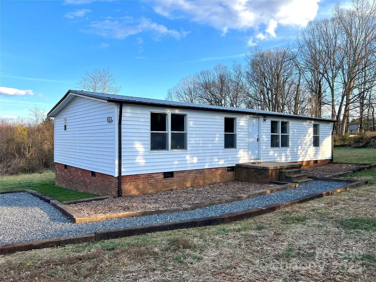 1879 Gaynell Street, Conover, NC 28613 - Image #1