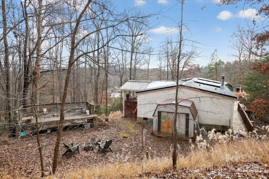 401 Azalea Circle, Marshall, NC 28753 - Image #2