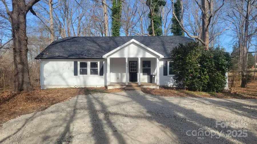 636 Harrison Sanders Lane, Lincolnton, NC 28092 - Image #2