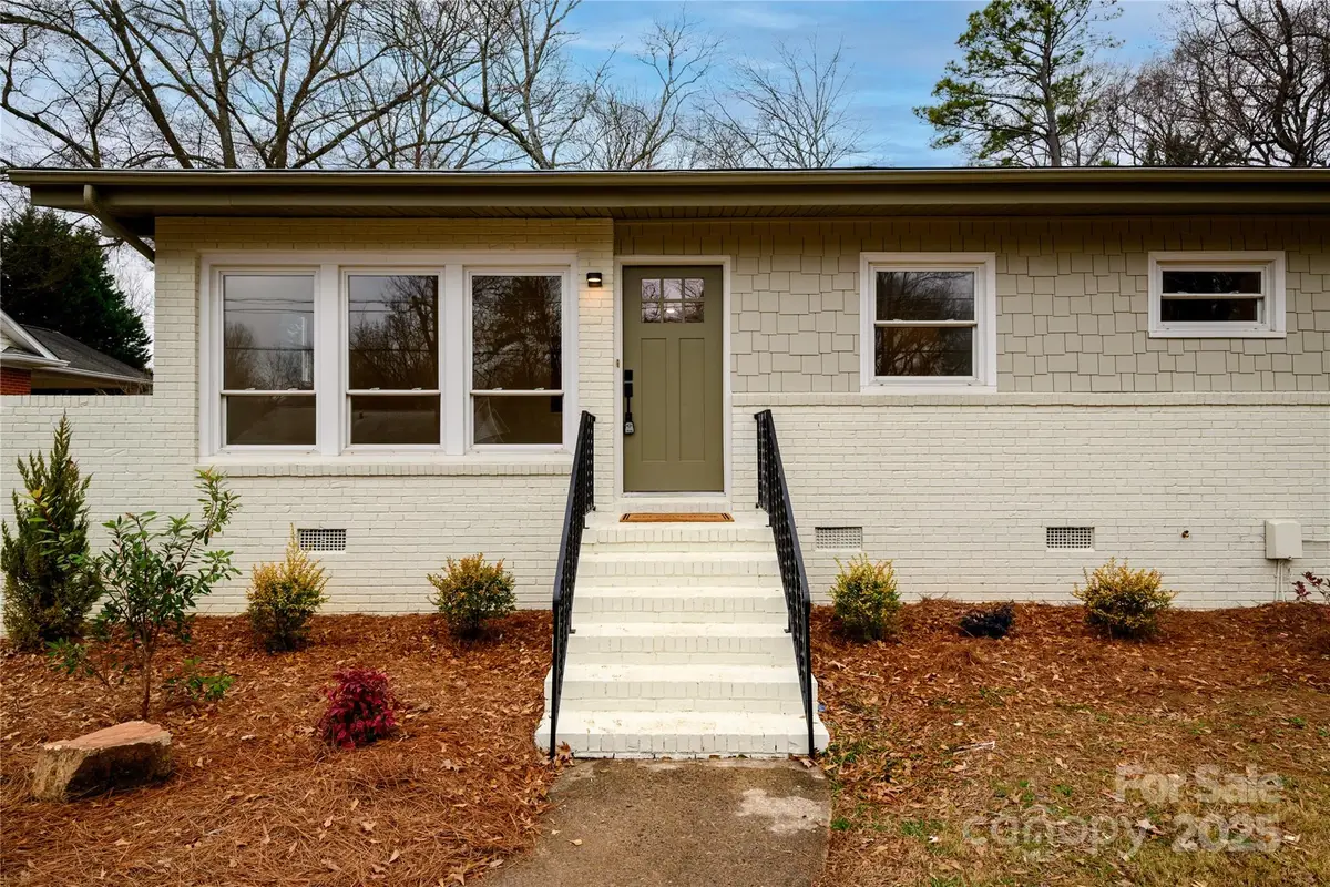 6738 Starcrest Drive, Charlotte, NC 28210 - Image #1