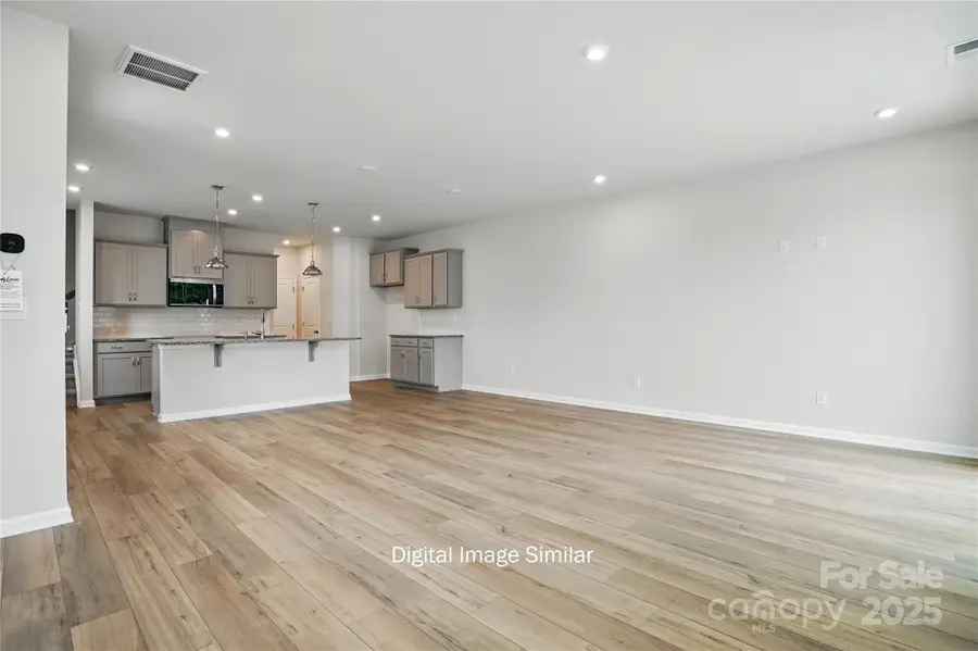 1201 Vibrant Road, Charlotte, NC 28215 - Image #2