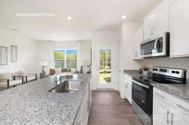 136 Court House Avenue, York, SC 29745 - Image #2