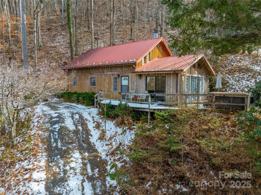 210 Bear Pen Road, Burnsville, NC 28714 - Image #3