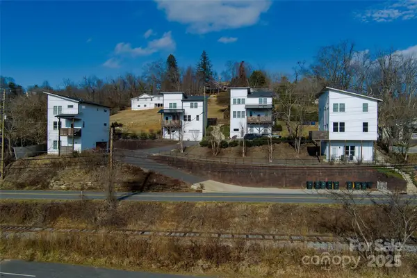 1057, 1061, 1063 Riverside Drive, Asheville, NC 28804