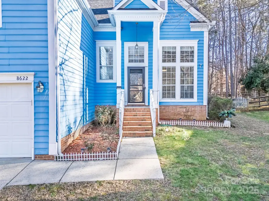 8622 Woodhill Manor Court, Charlotte, NC 28215 - Image #2