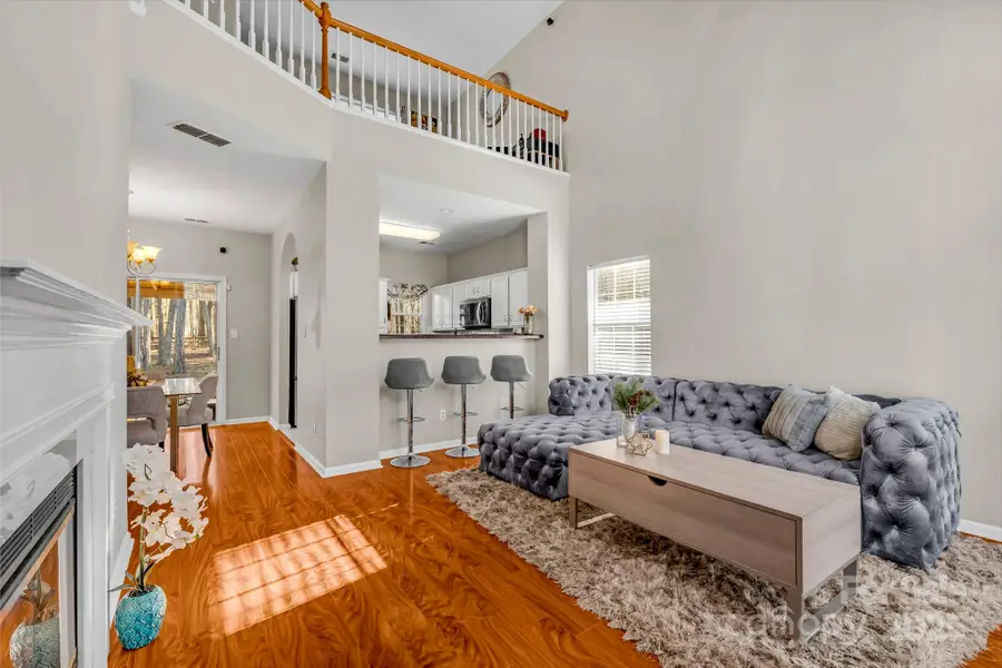 8622 Woodhill Manor Court, Charlotte, NC 28215 - Image #3