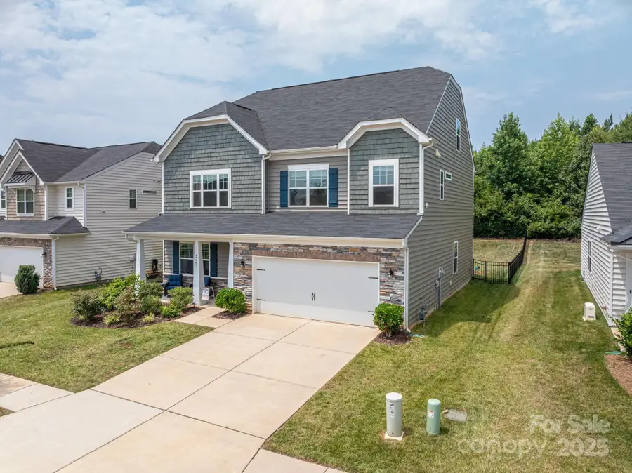 2643 Swamp Chestnut Oak Drive, Gastonia, NC 28056 - Image #3