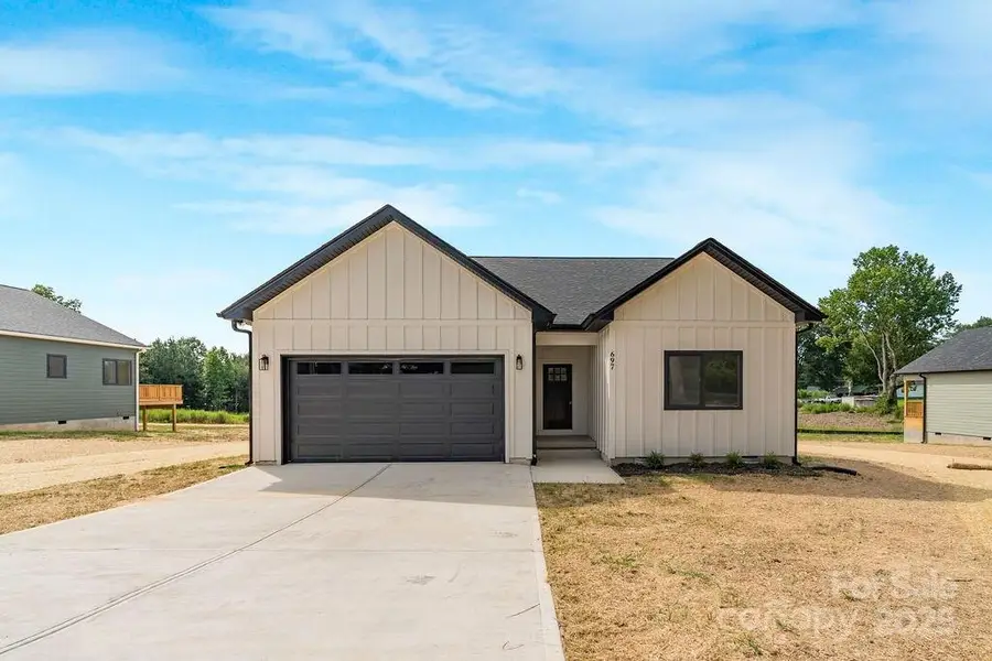 697 S Grove Street, Lincolnton, NC 28092 - Image #2