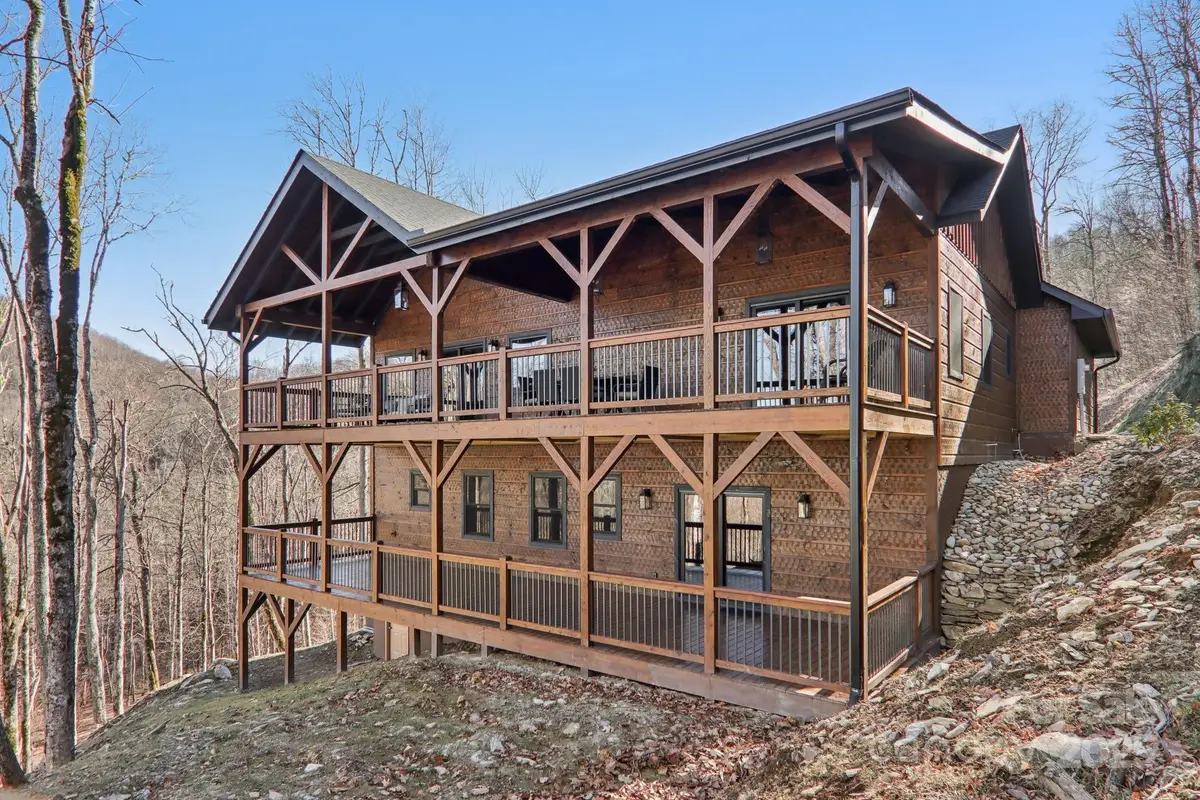 102 Iga Trail, Maggie Valley, NC 28751 - Image #1
