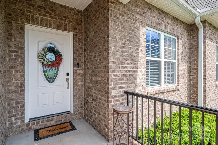 1261 10th Street Place Nw #34, Hickory, NC 28601 - Image #2