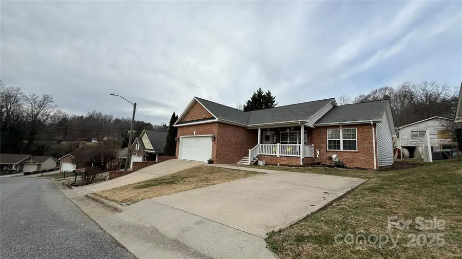 1140 Stephenson Court, Lenoir, NC 28645 - Image #2