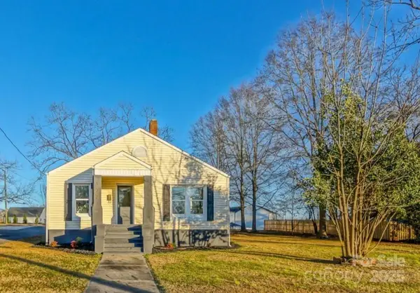 137 N Magnolia Street, Mooresville, NC 28115